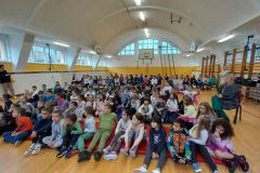 IMG-6b6ef317db01c1f70e3990786d5835c0-V